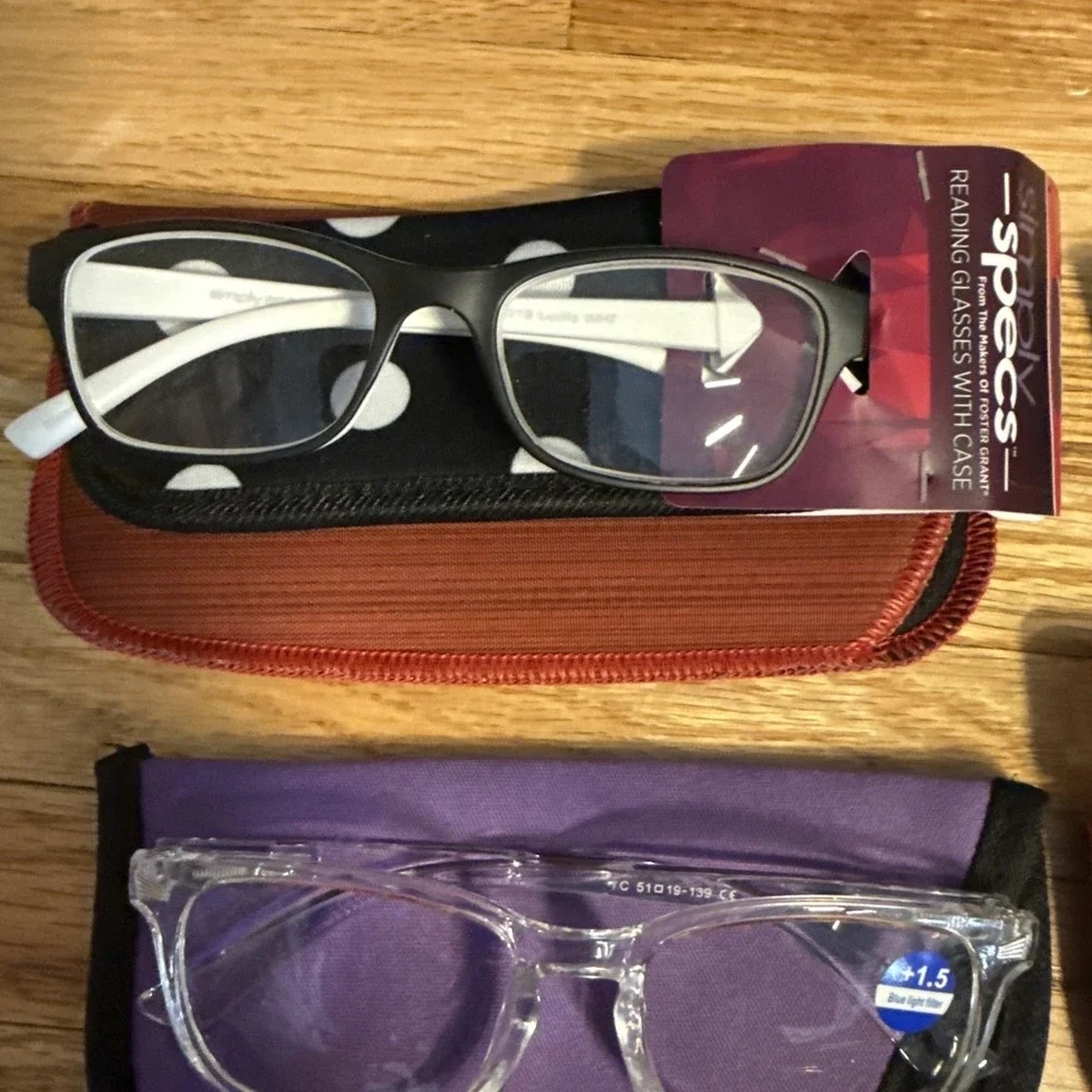 Lot Of 6 NWT Pairs Reading Glasses- includes 6 travel cases- Resellers Dream!